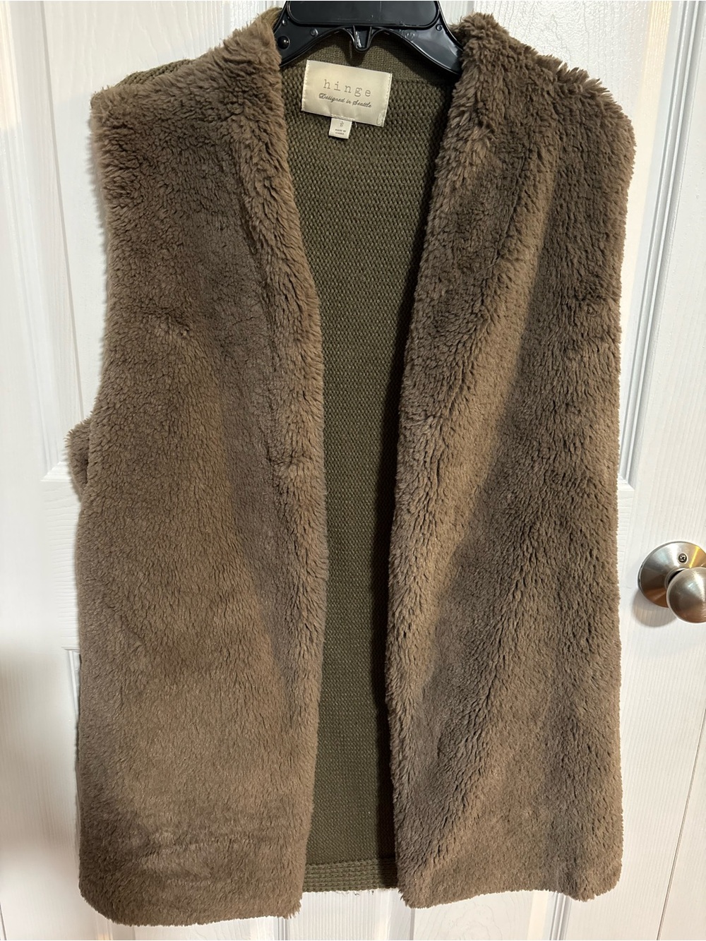Hinge Nordstrom Faux Fur & Olive Knit Sweater-Back Open Front Vest - Size Small